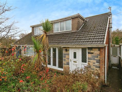 bungalows for sale in porth.